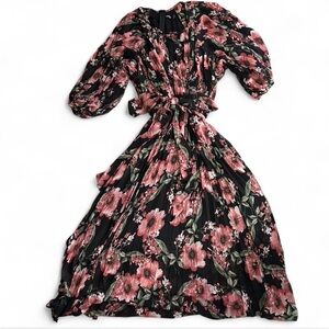 Boohoo Plus Black and Pink Floral Puff Sleeve Pleated Maxi Dress